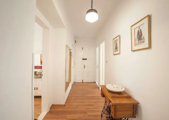 아파트 Garden View *